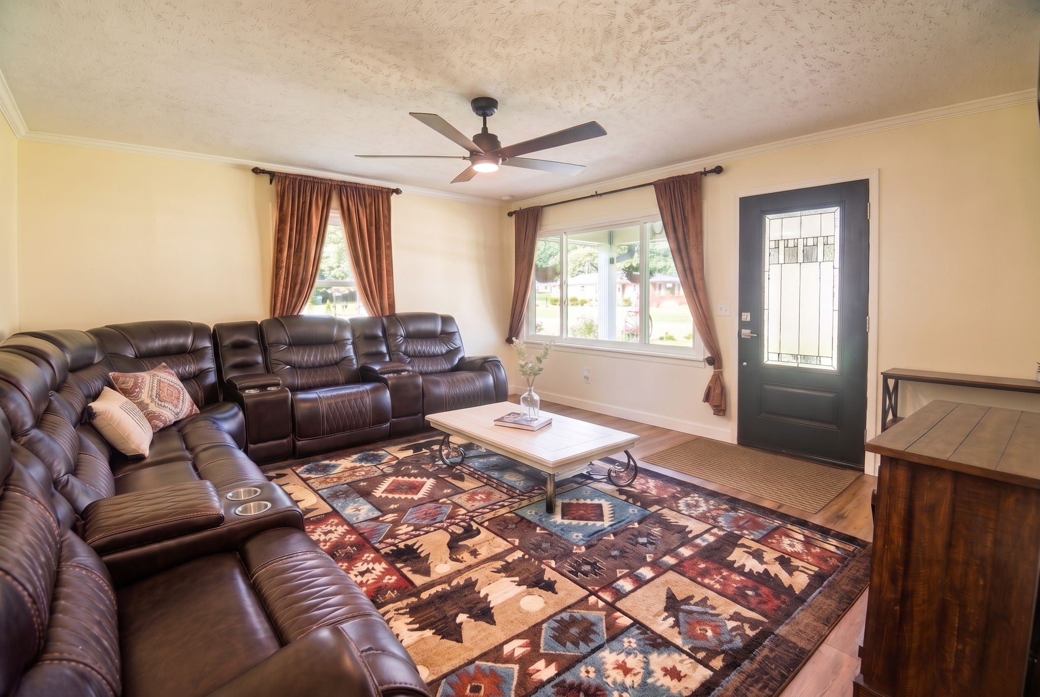 33 Horseshoe Bend Ln