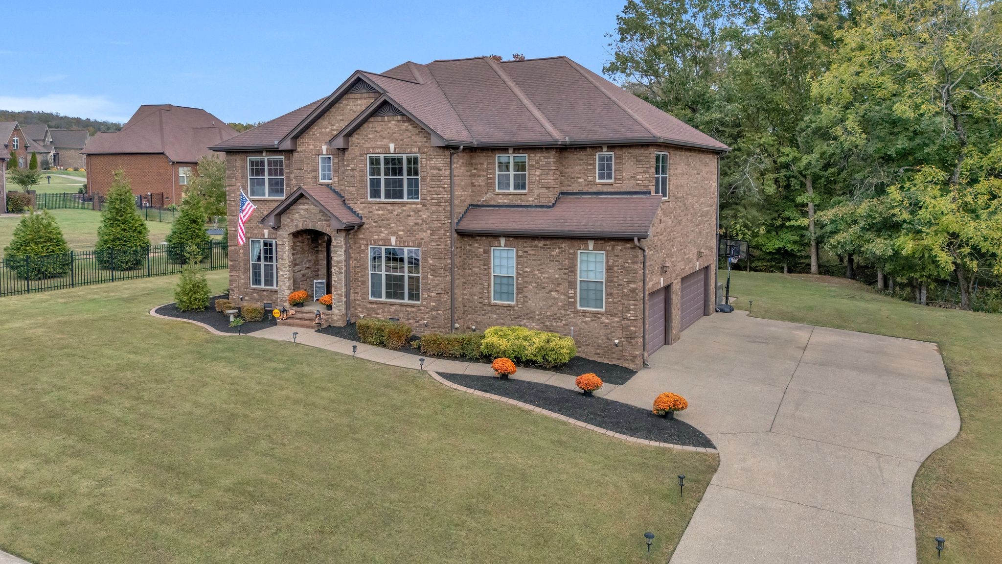 209 Amana Dr