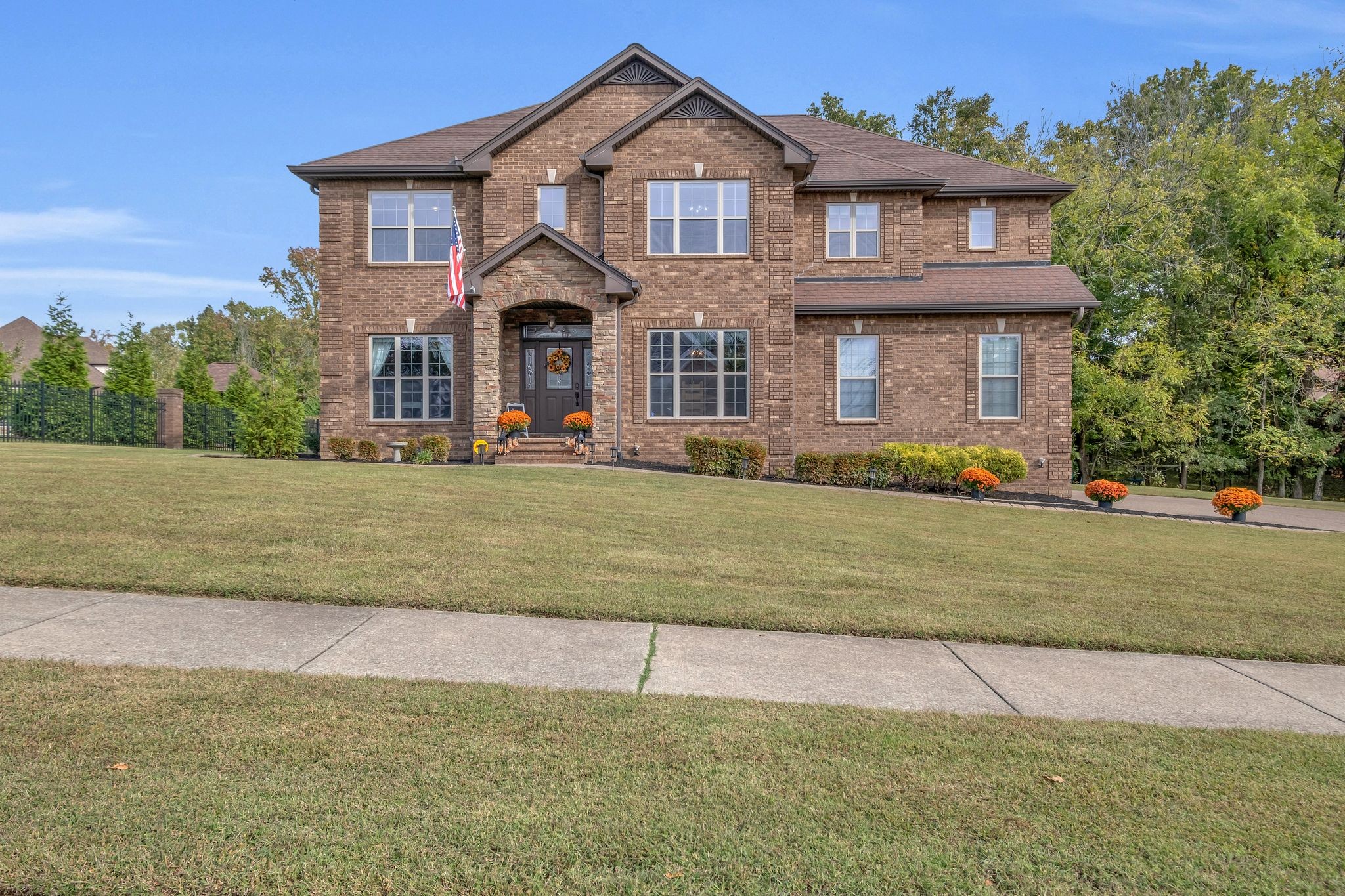 209 Amana Dr
