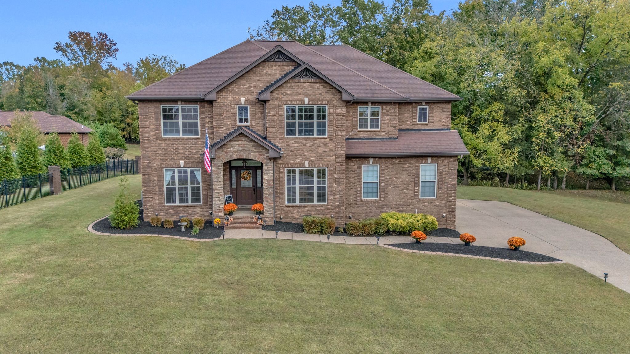 209 Amana Dr