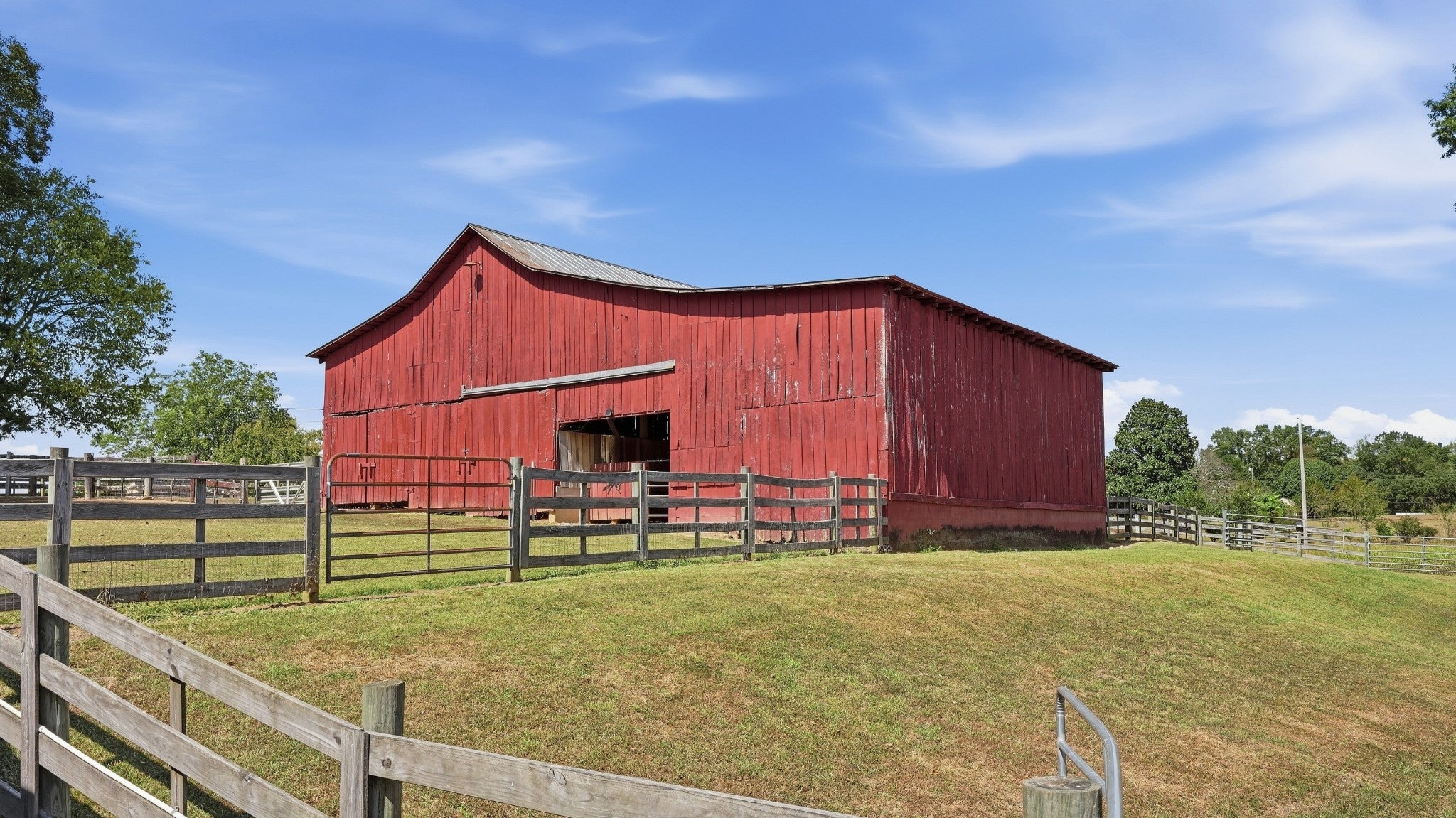 215 Gourdneck Hollow Rd