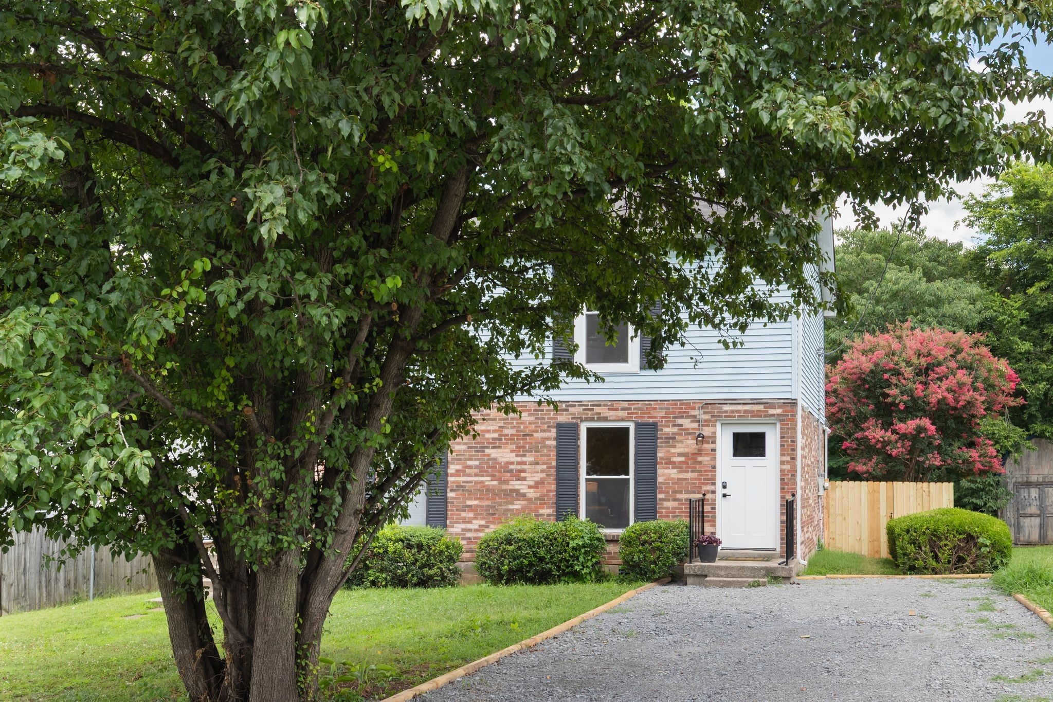 1221 Katie Ave A