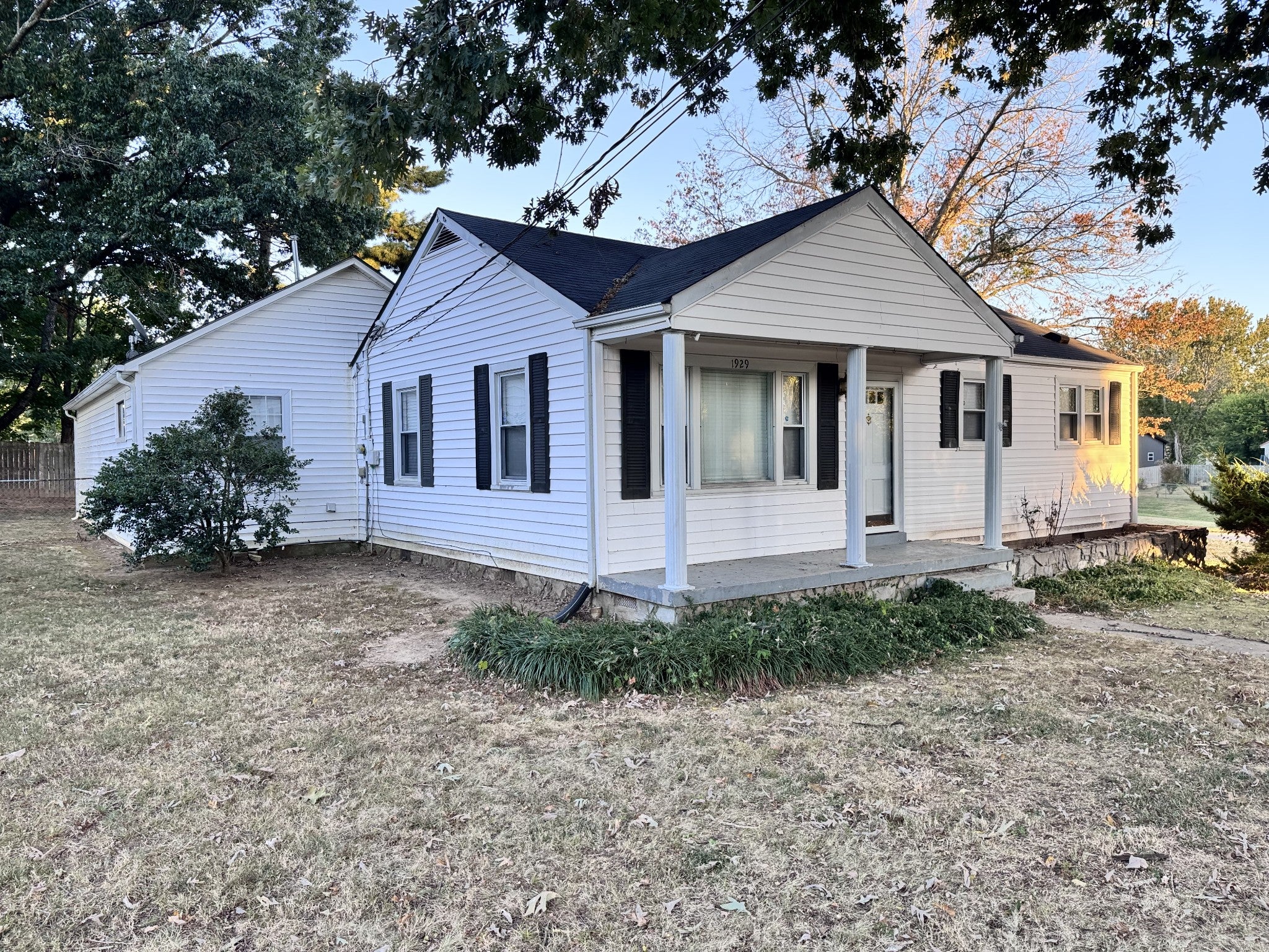 1929 Overton Dr