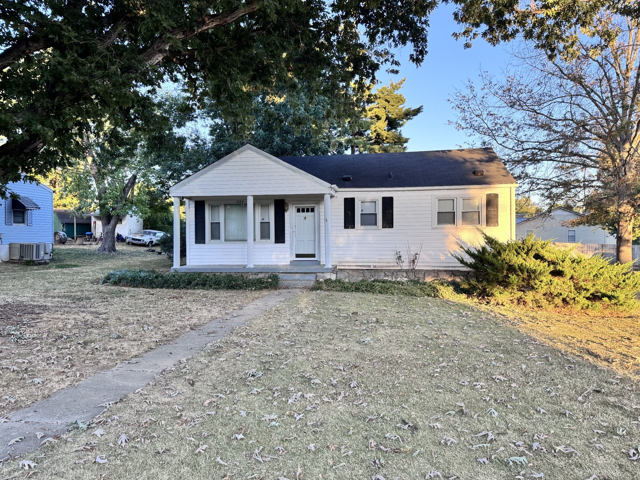 1929 Overton Dr