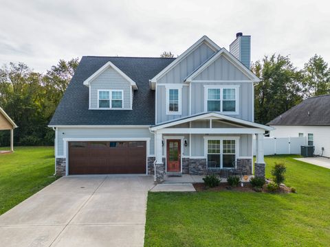 636 Laurel Ln Murfreesboro TN 37127