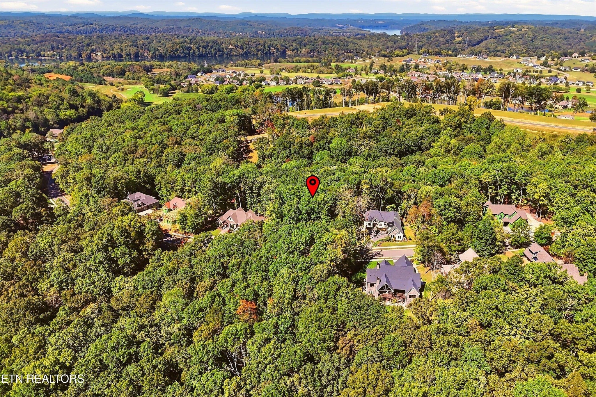 1649 Old Dogwood Trail Tr