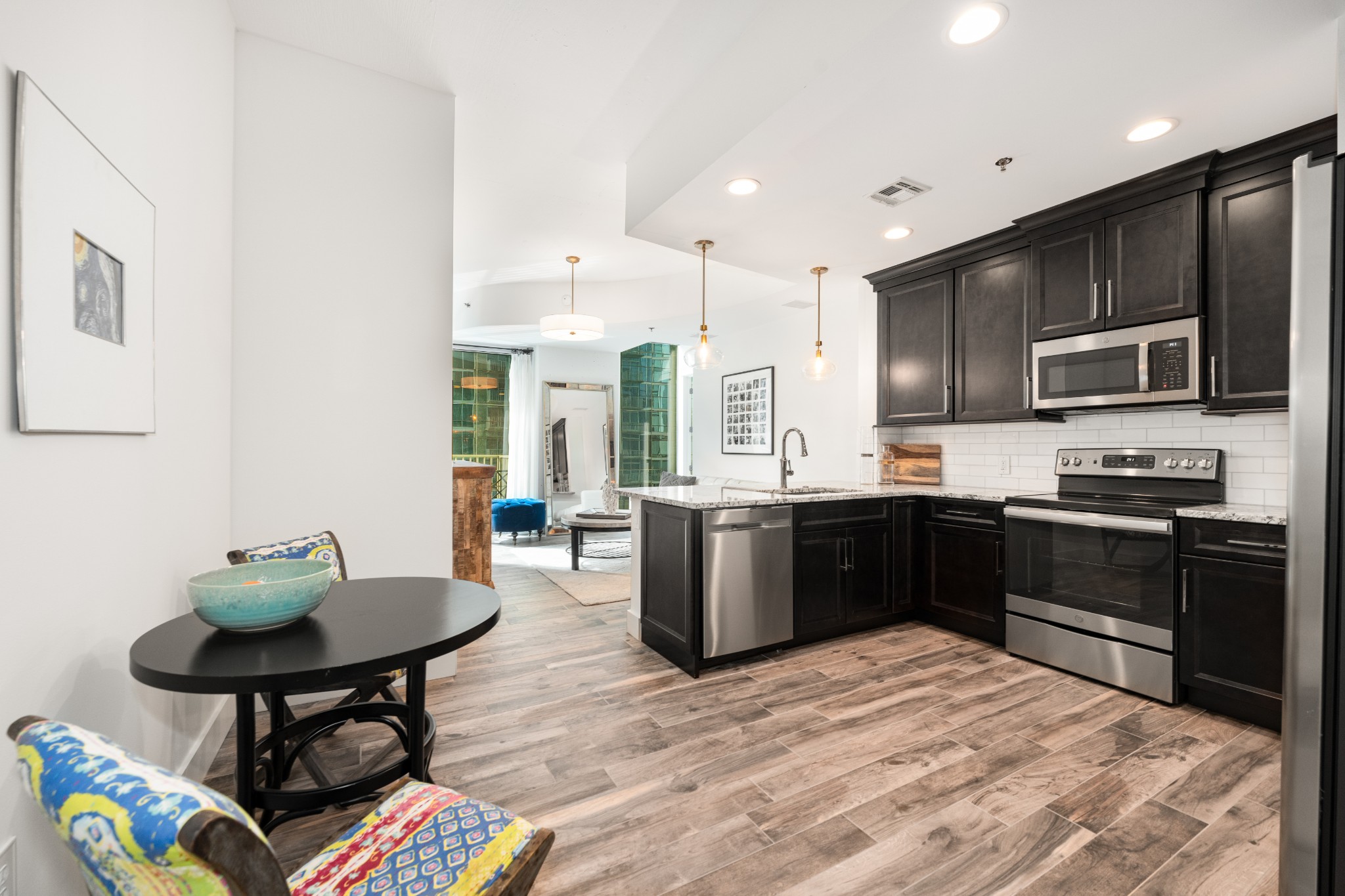 301 Demonbreun St 920
