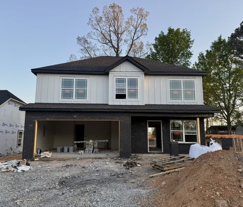 1037 Javier Springfield TN 37172