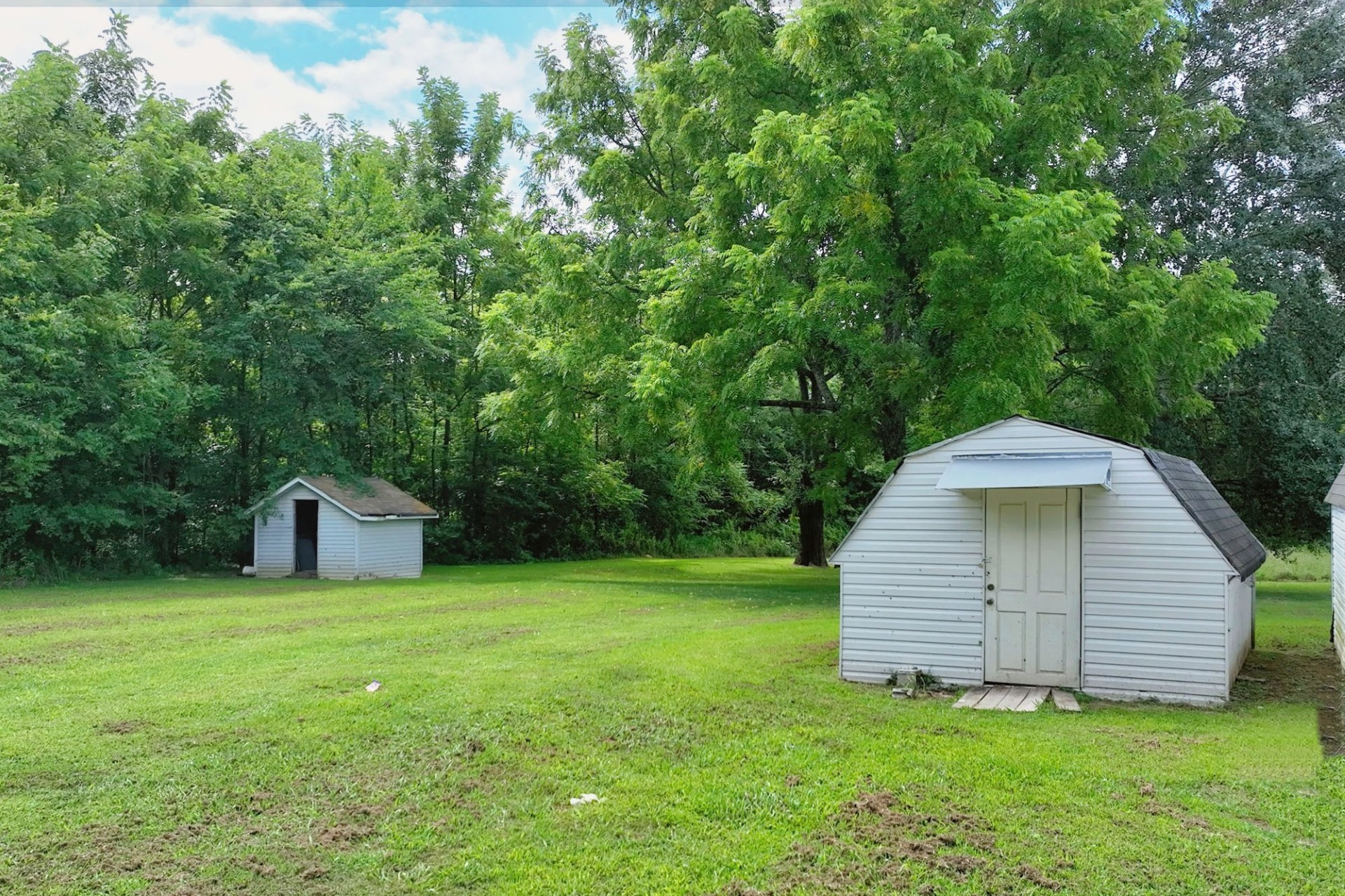 686 Clearview Rd