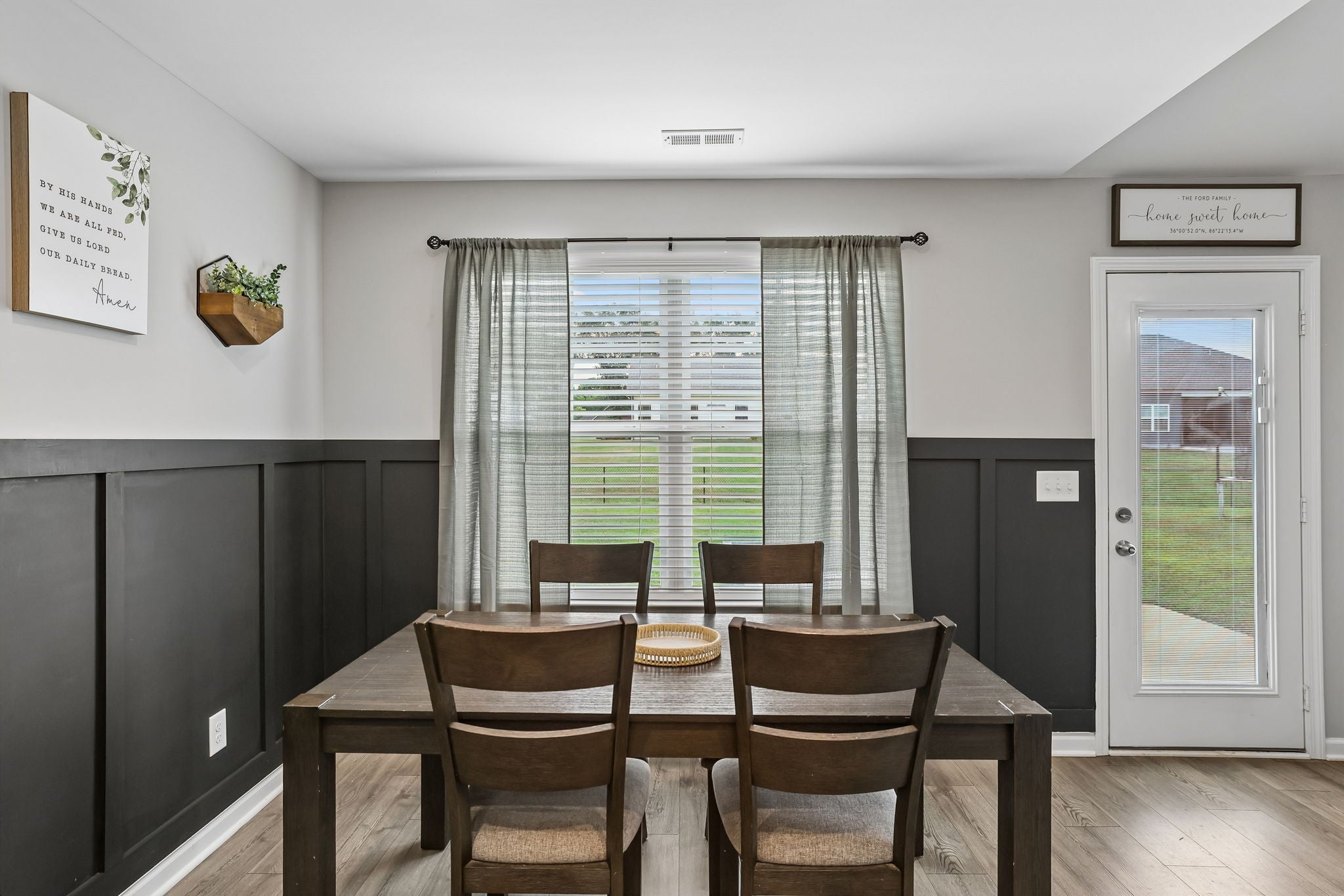 1041 Hickoryridge Dr