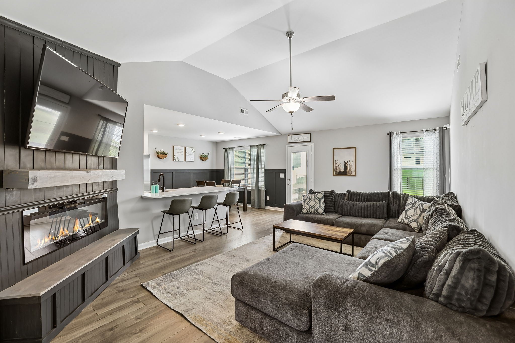 1041 Hickoryridge Dr