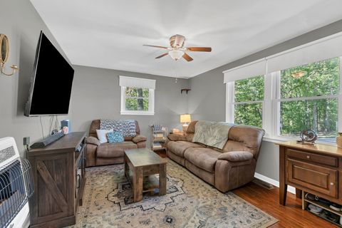 Photo of 2103 Hillwood Dr, Centerville, TN 37033 (MLS # 3006844)