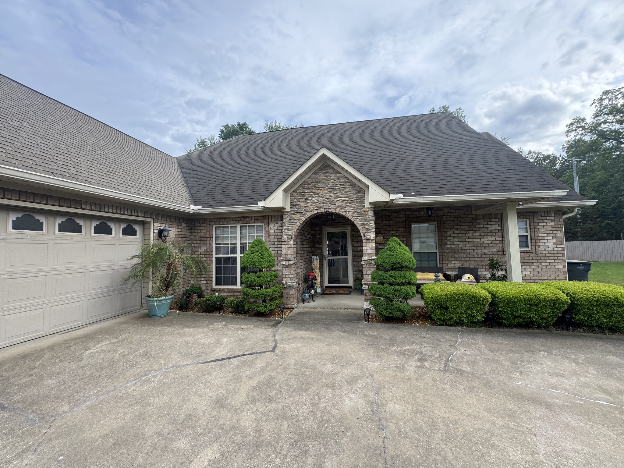 212 Sherborne Ct