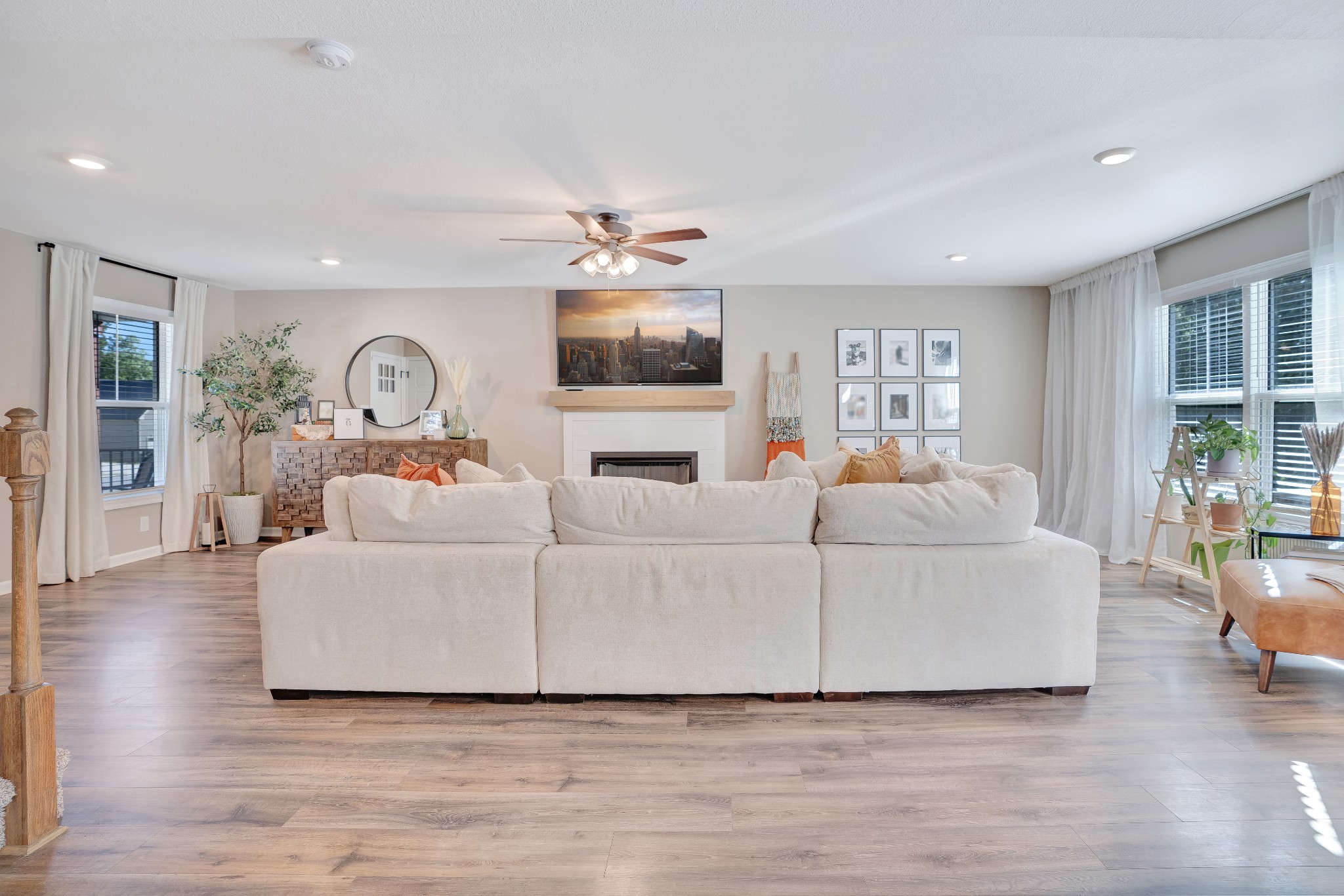 1154 Old Charlotte Trce