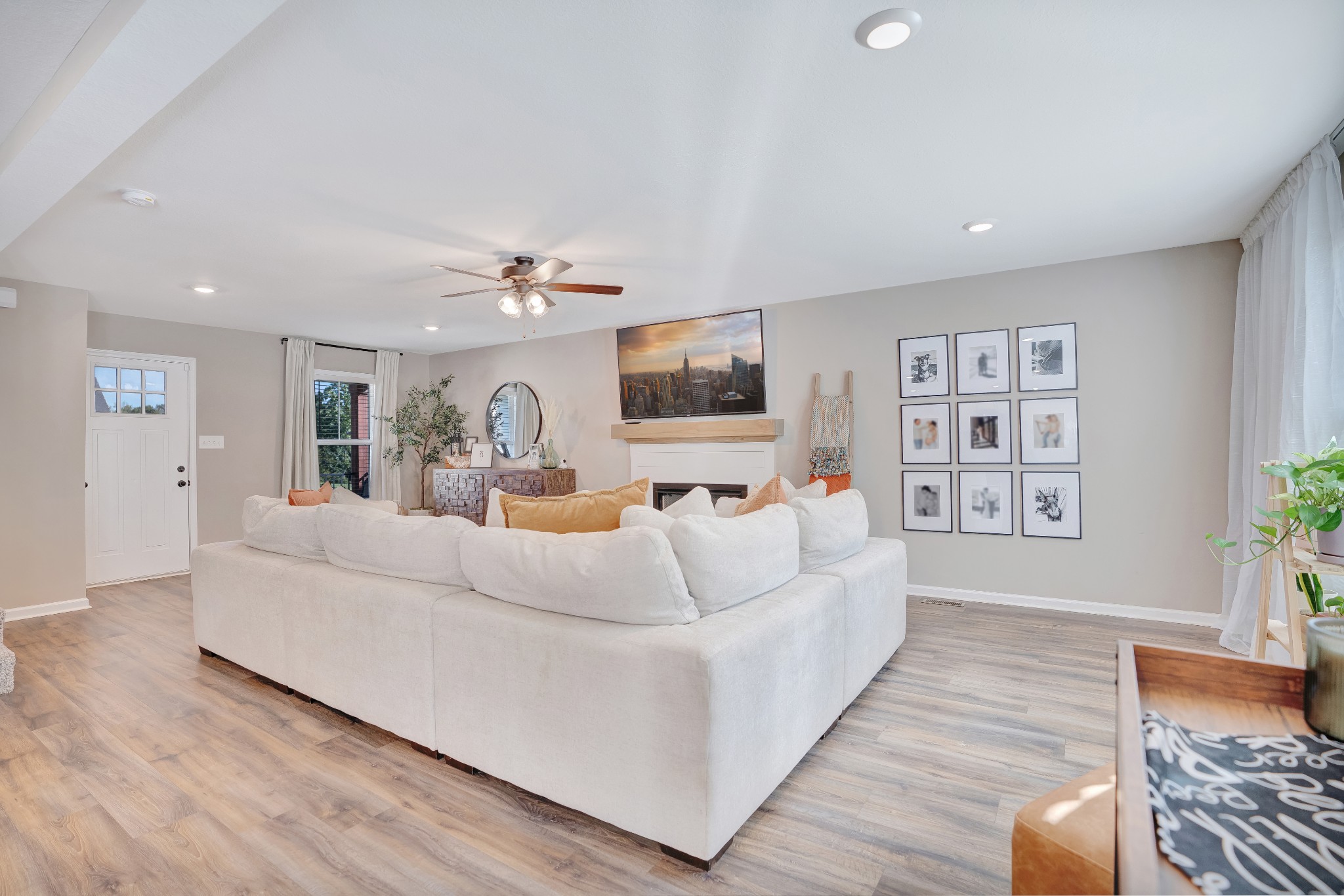 1154 Old Charlotte Trce