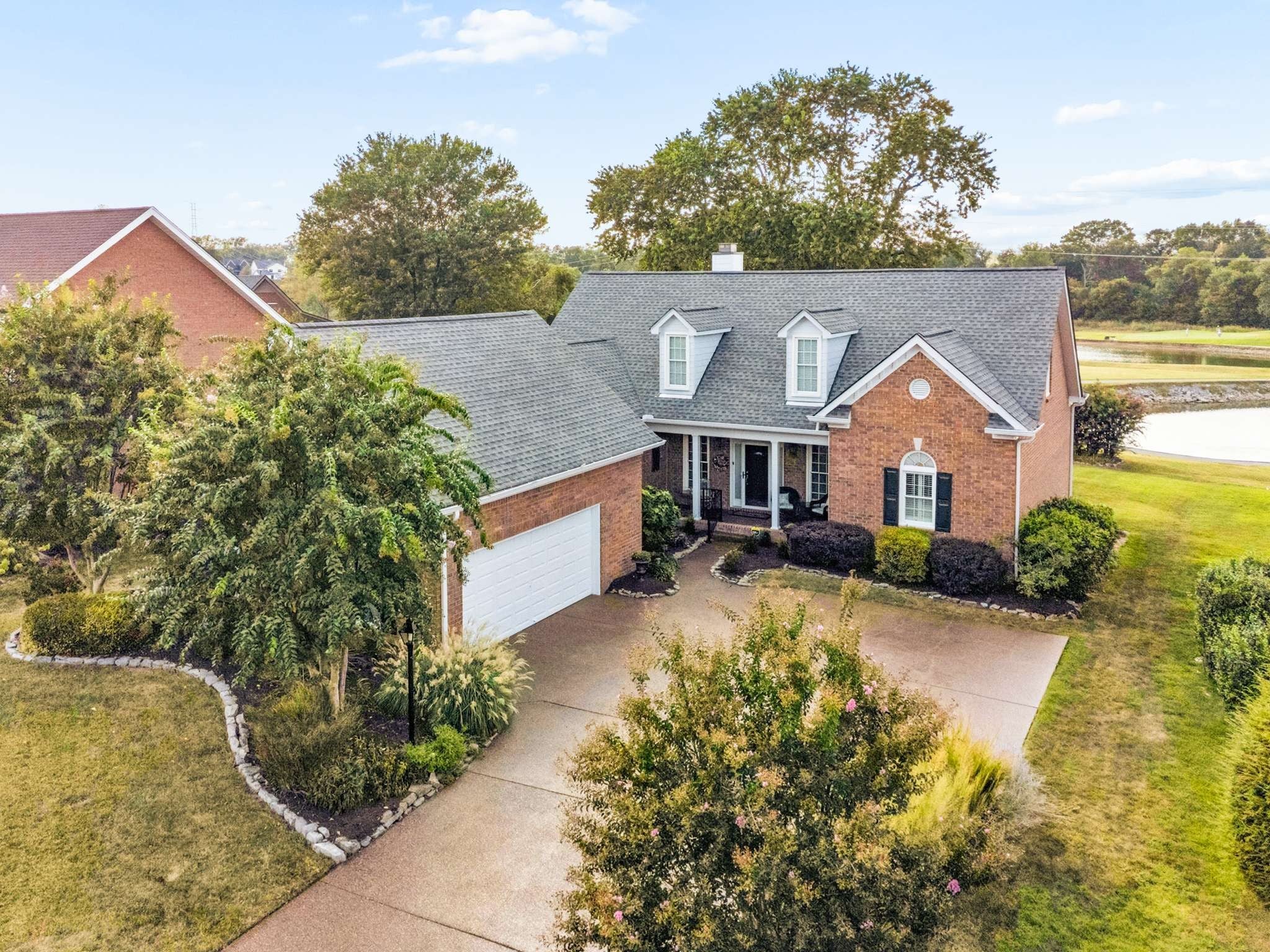 3-bed home sold in Franklin, TN 37064, 936 Riverview Dr 936 Riverview Dr, Franklin TN 37064 3-bed home, photo 1 of 51
