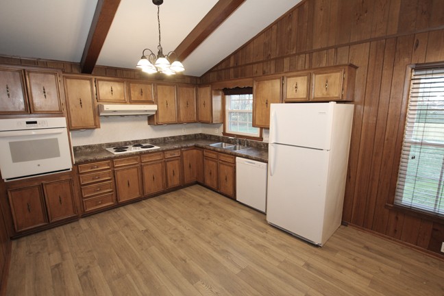 319 E Northfield Blvd