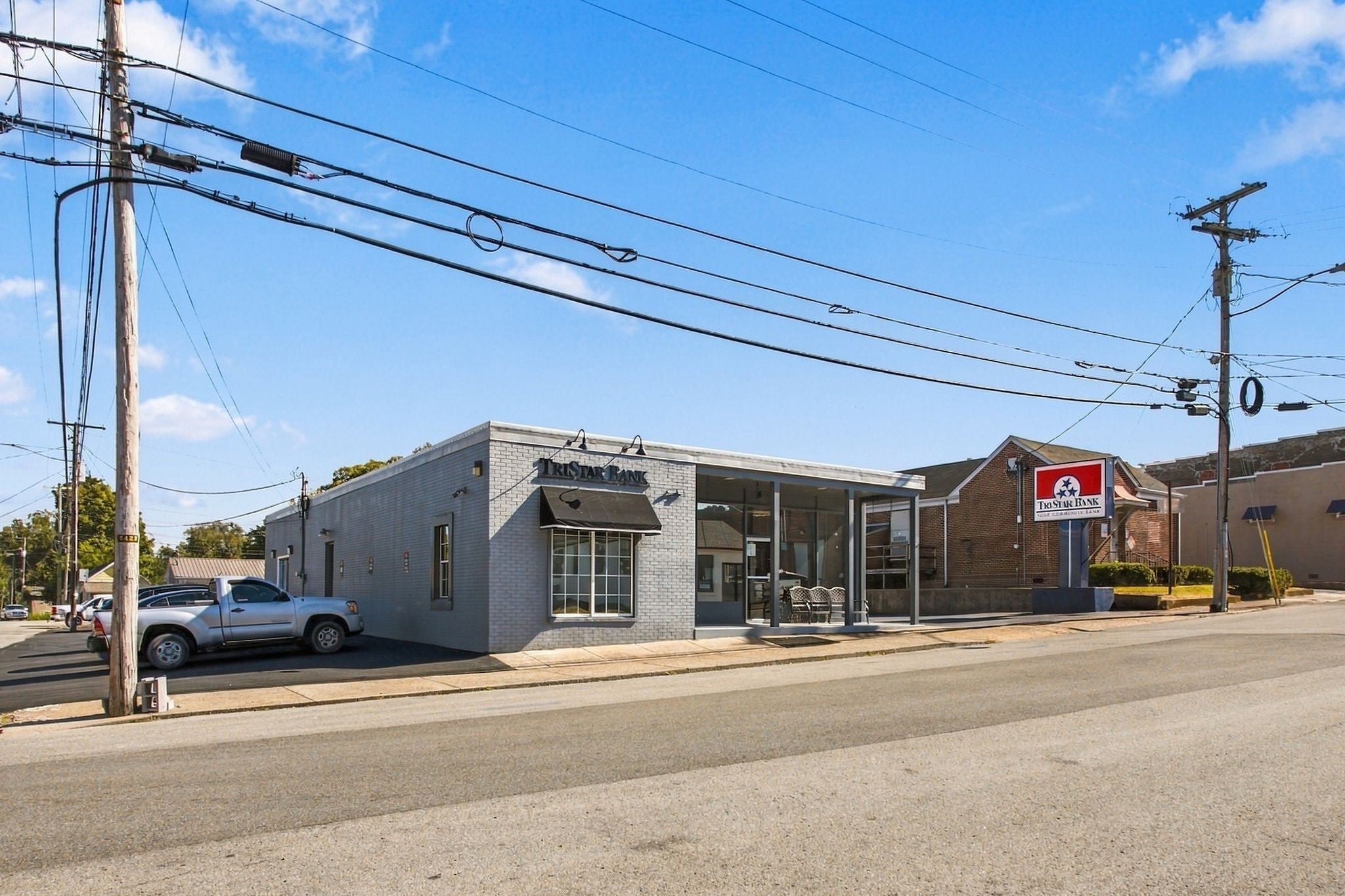 112 Hay Long Ave