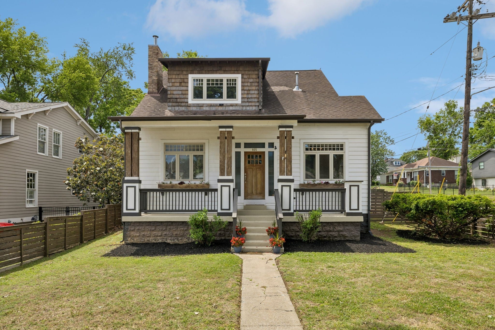 3-bed listing at 925 Wedgewood Ave, Nashville