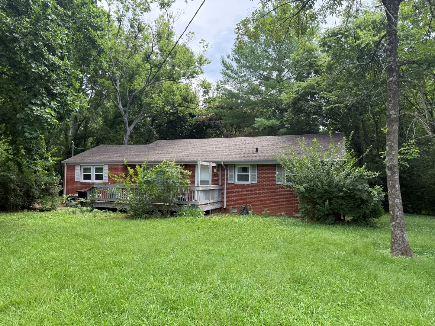 1510 Leaf Ave