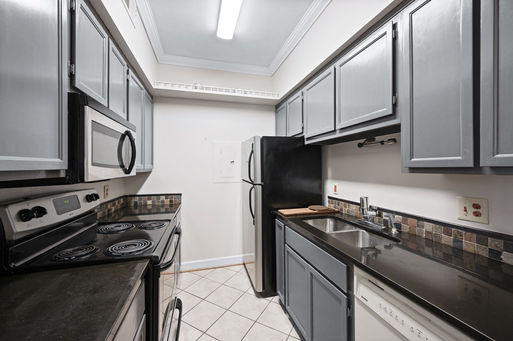 Nashville, Tennessee 37209, United States, 1 Bedroom Bedrooms, ,1 BathroomBathrooms,Residential,Active,232573