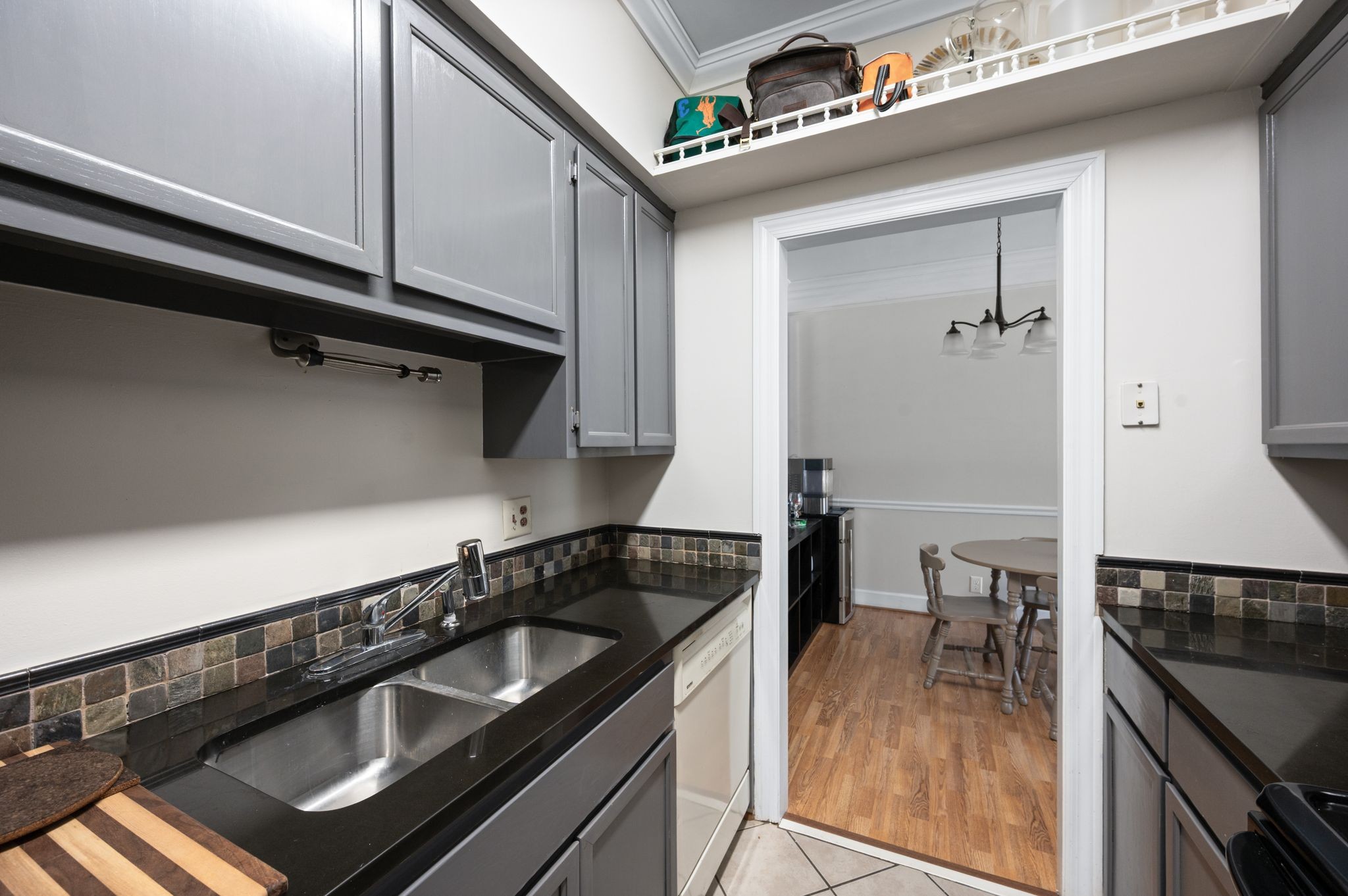 Nashville, Tennessee 37209, United States, 1 Bedroom Bedrooms, ,1 BathroomBathrooms,Residential,Active,232573