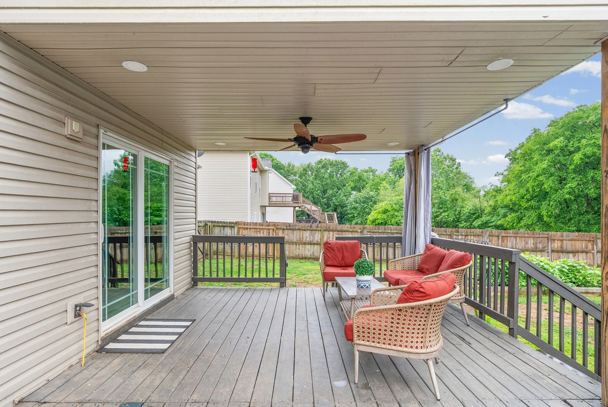 1716 Autumn Dr