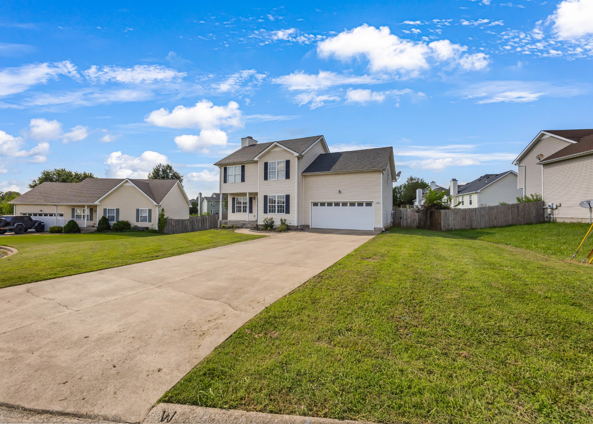 1373 Mackenzie Ct