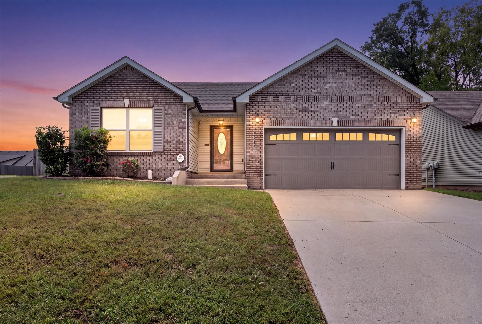 846 Shelton Cir
