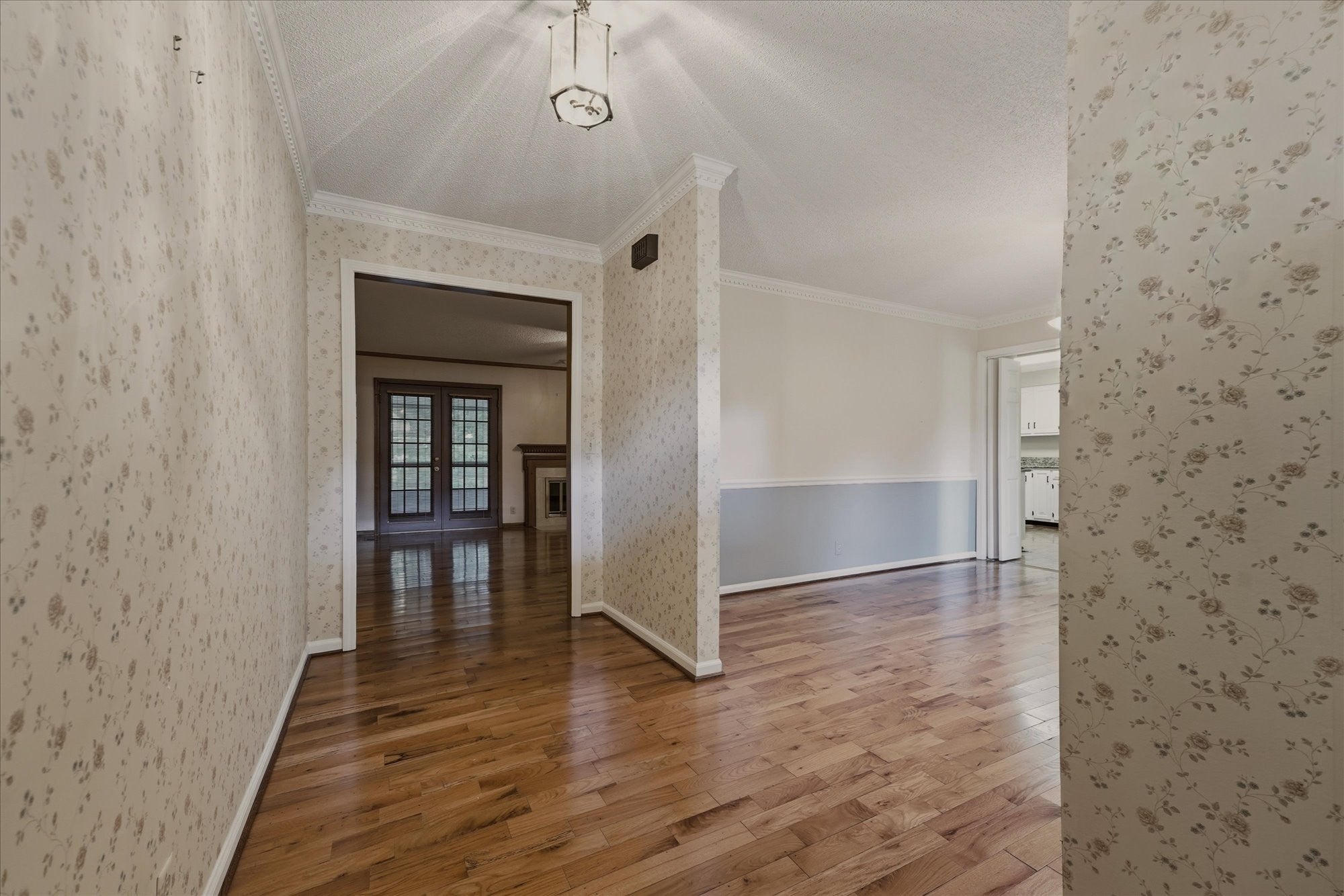 3204 Brookmont Cir