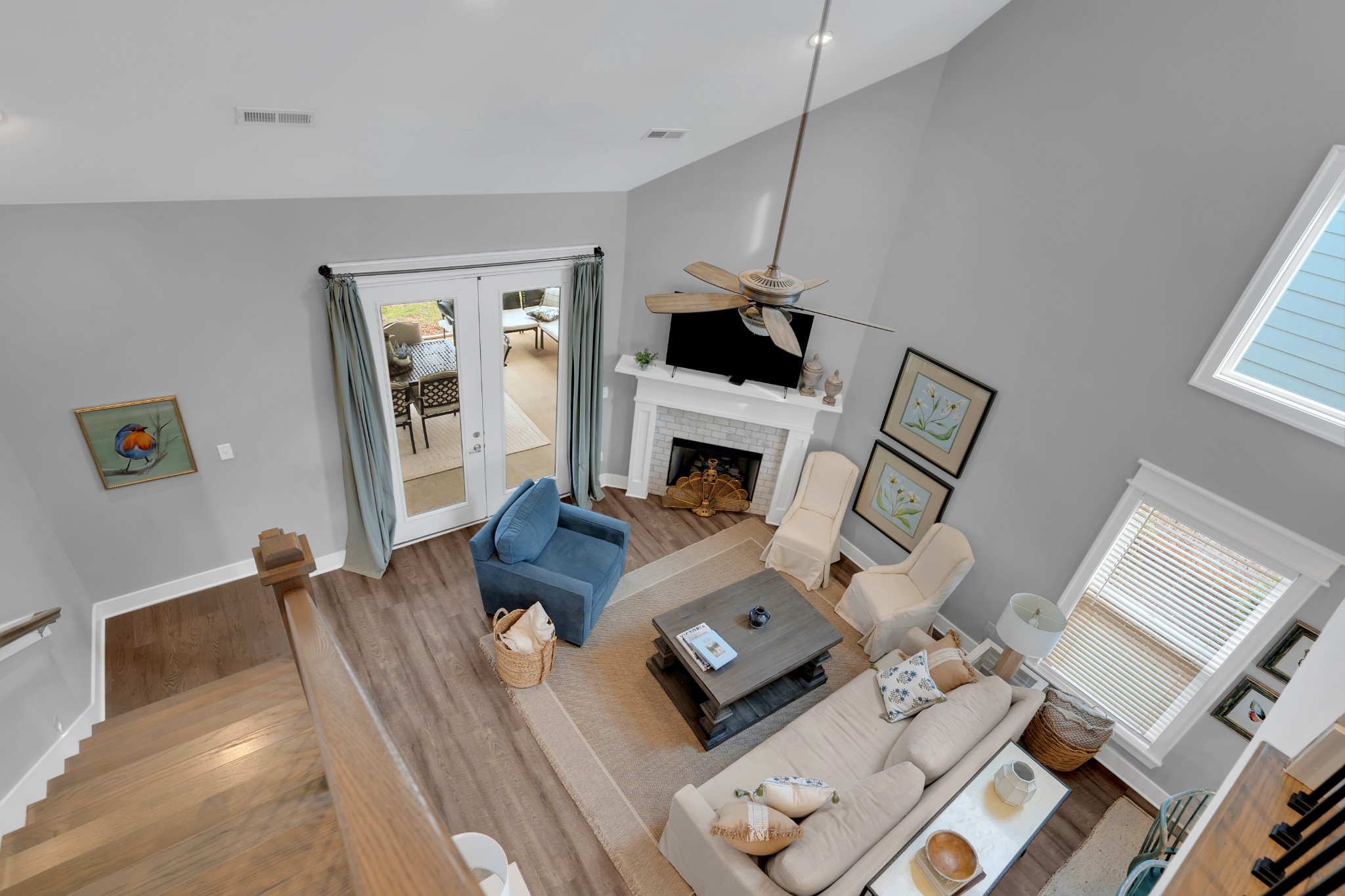 56 Suntan Ct