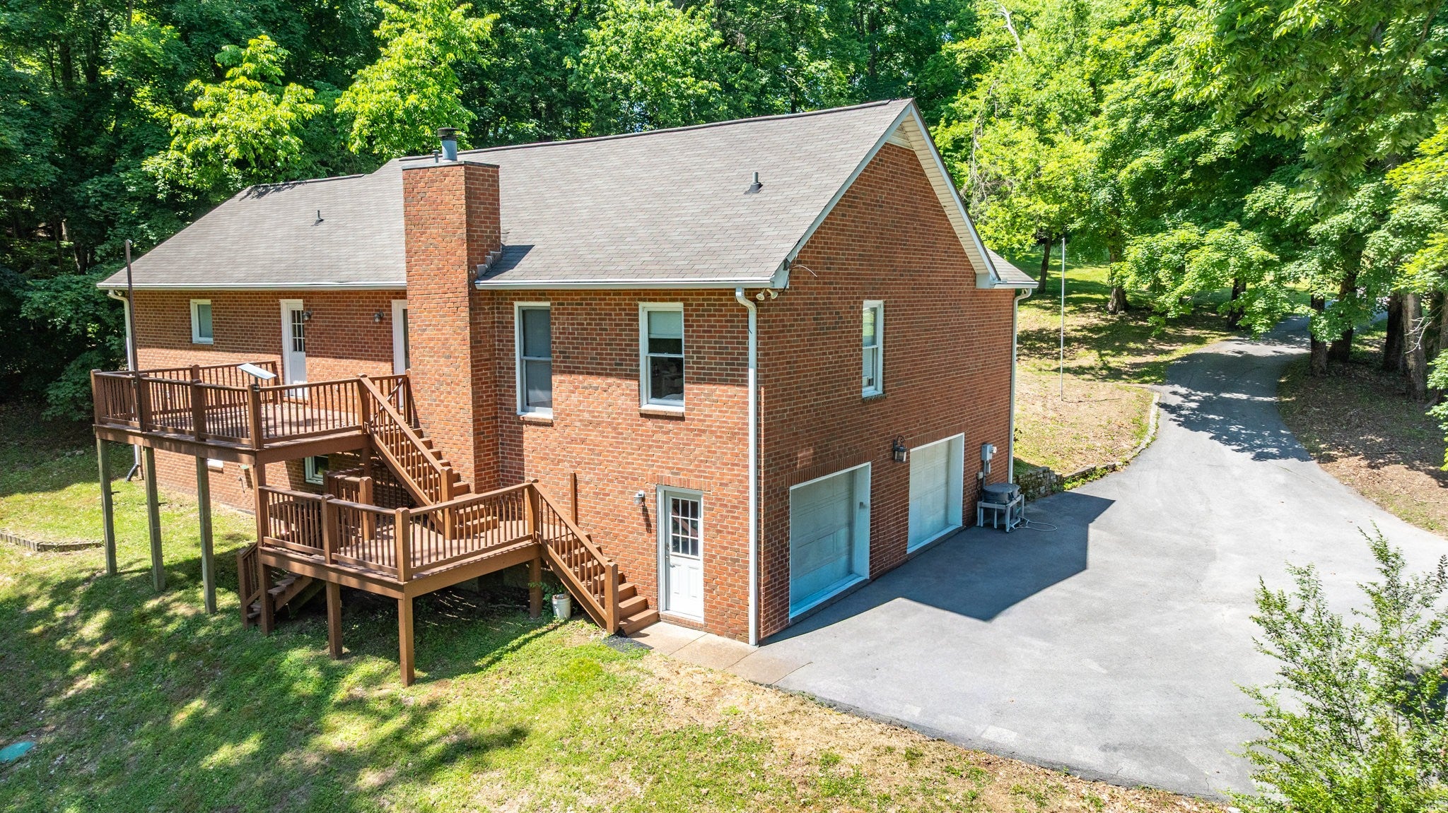 4446 Pratt Ln