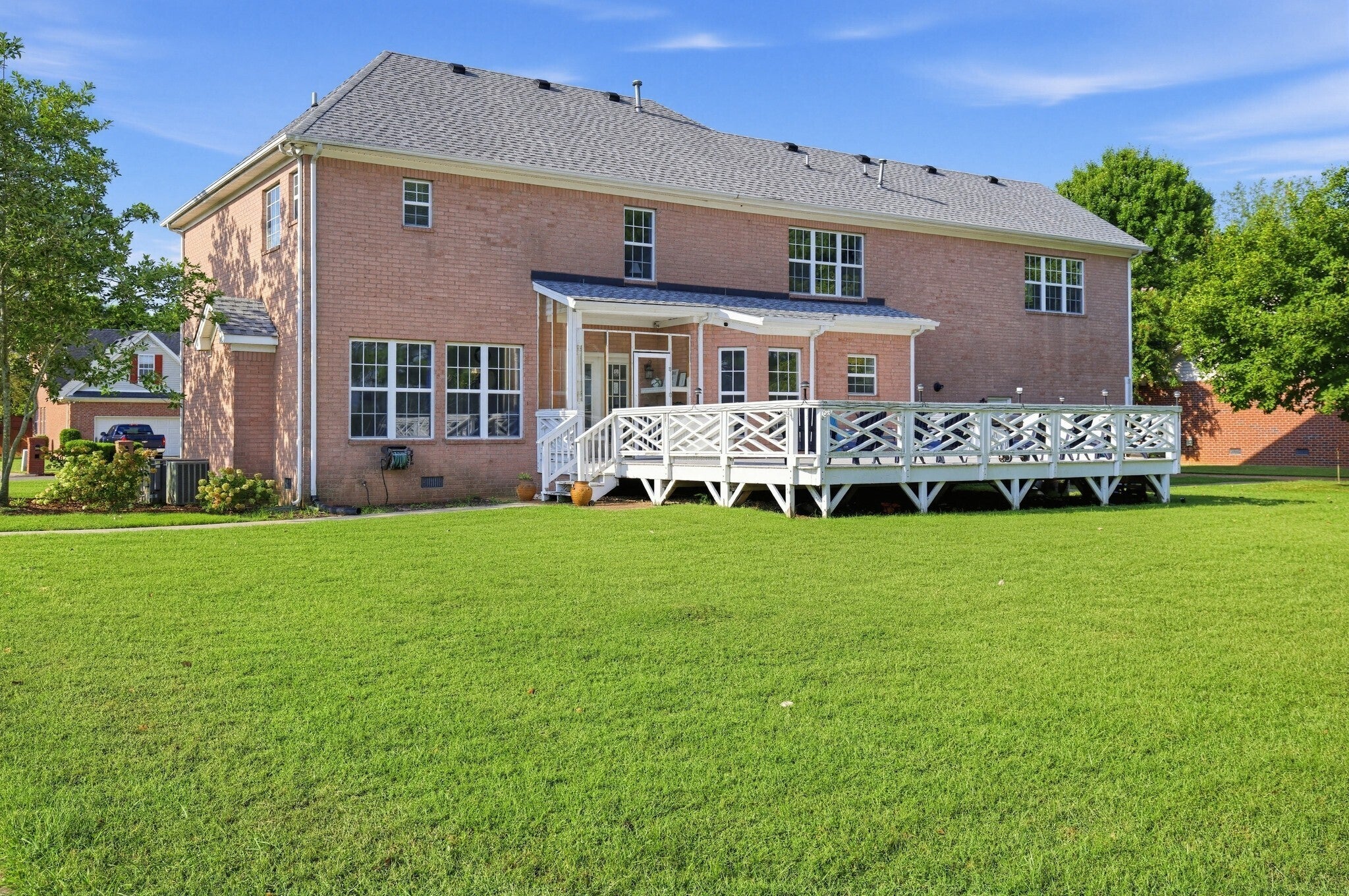 2326 Amber Glen Dr