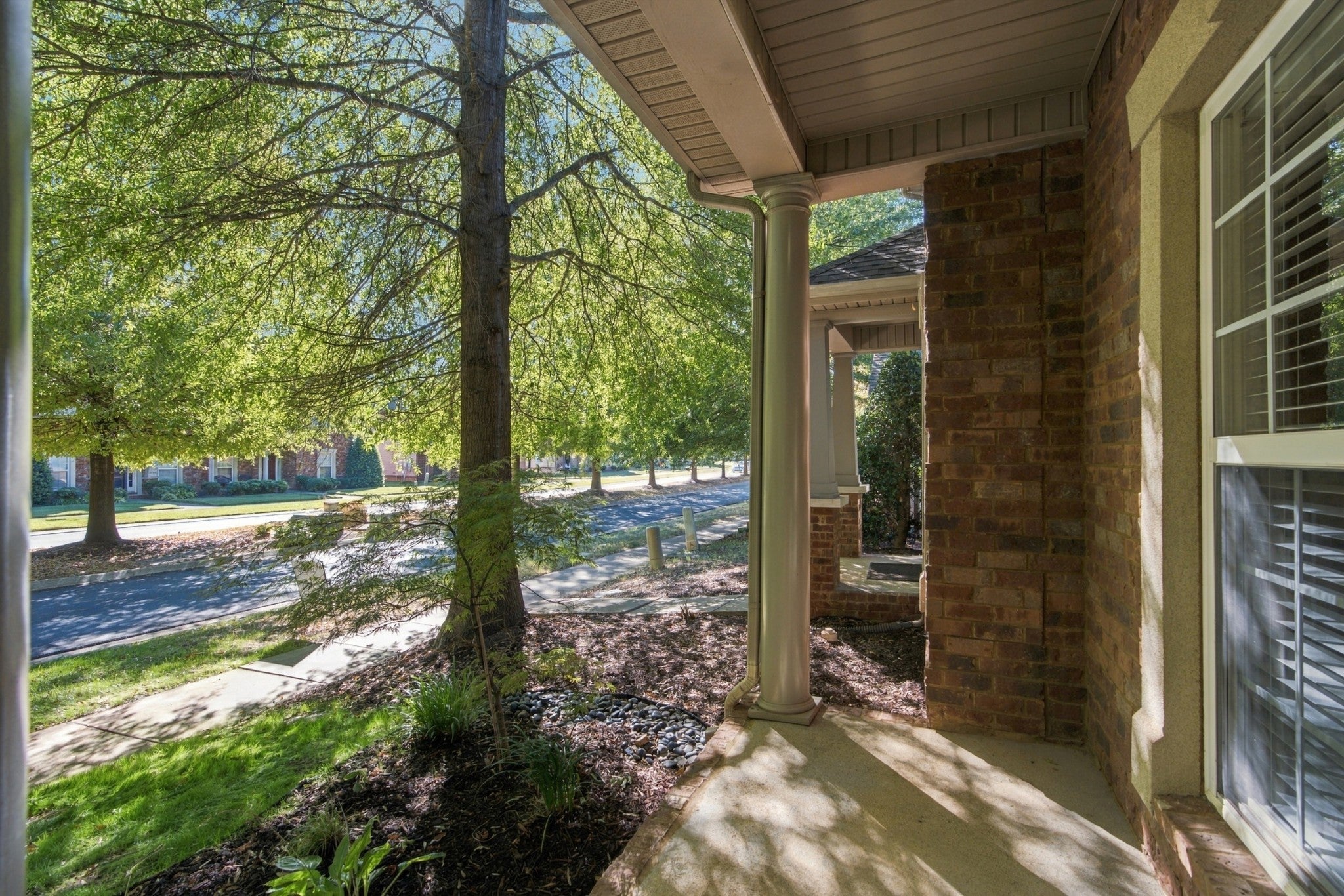 2148 Cason Ln
