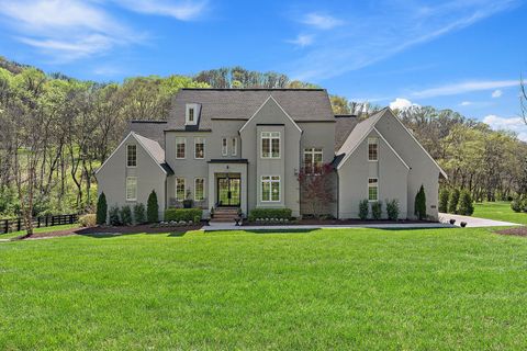1049 Holly Tree Gap Rd Brentwood TN 37027