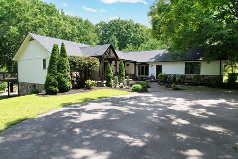 Photo of 1245 Weeks Drive NE, Cleveland, TN 37312 (MLS # 3526918)