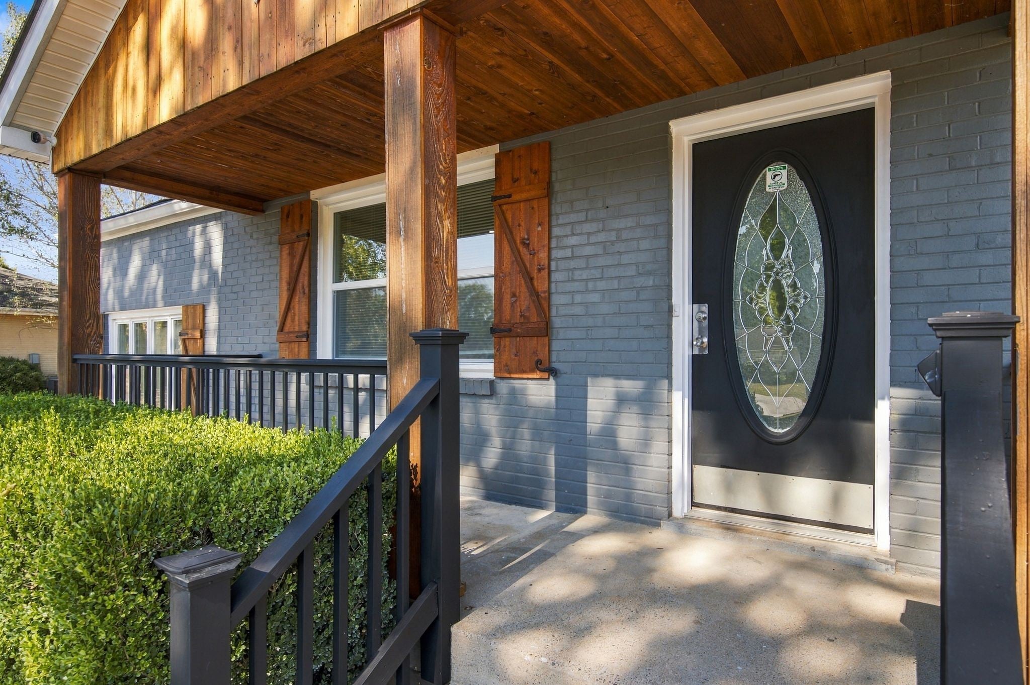 321 Breckinridge Dr