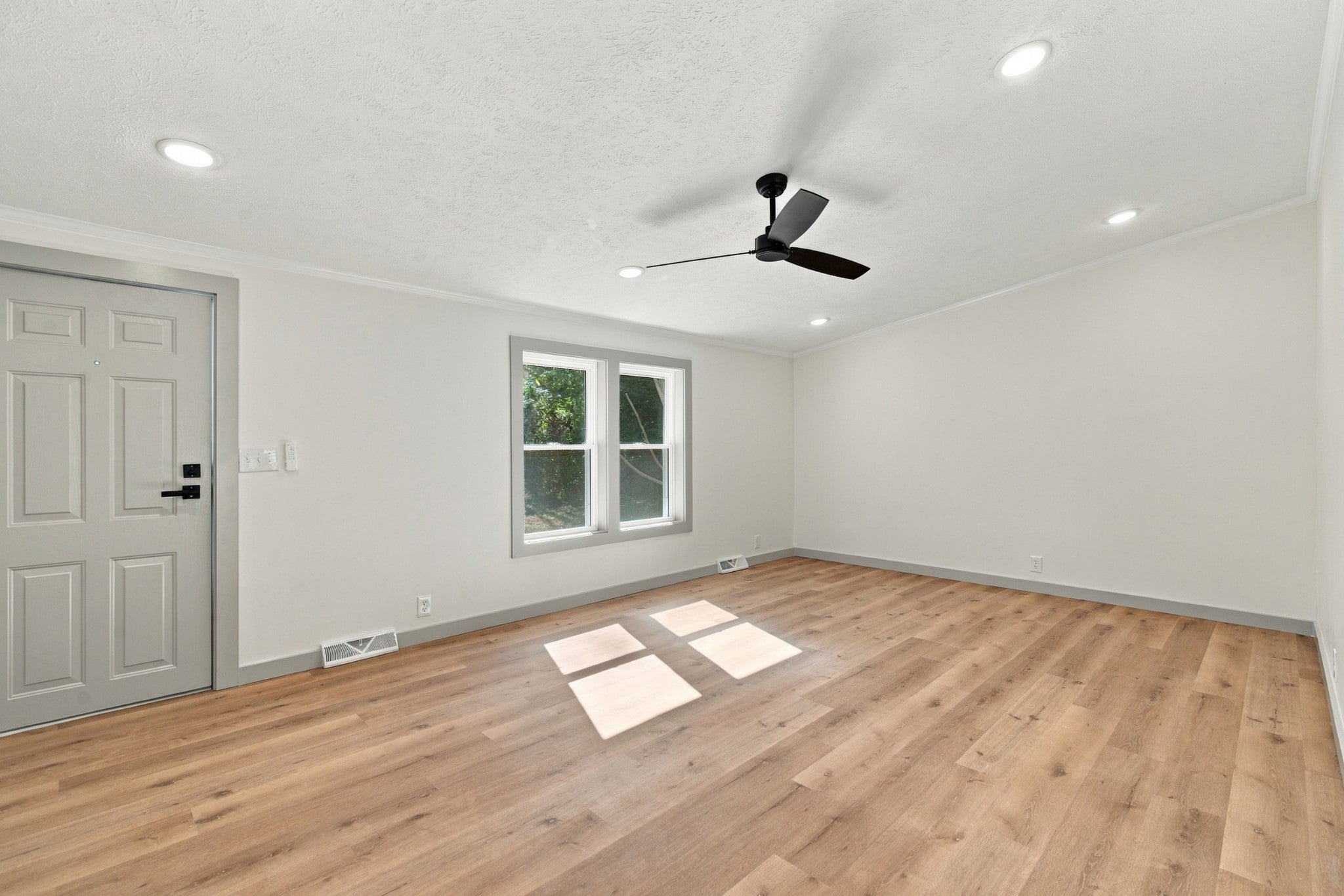 1081 Bryant Rd