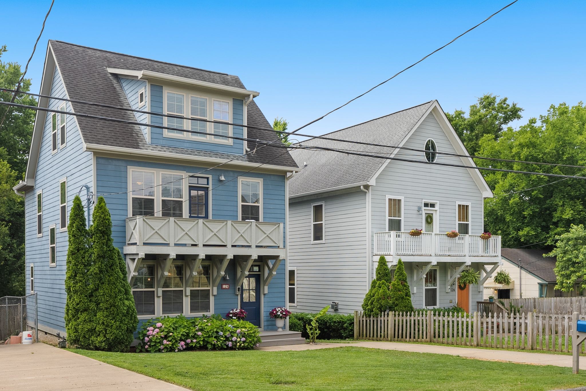 124 Creighton Ave