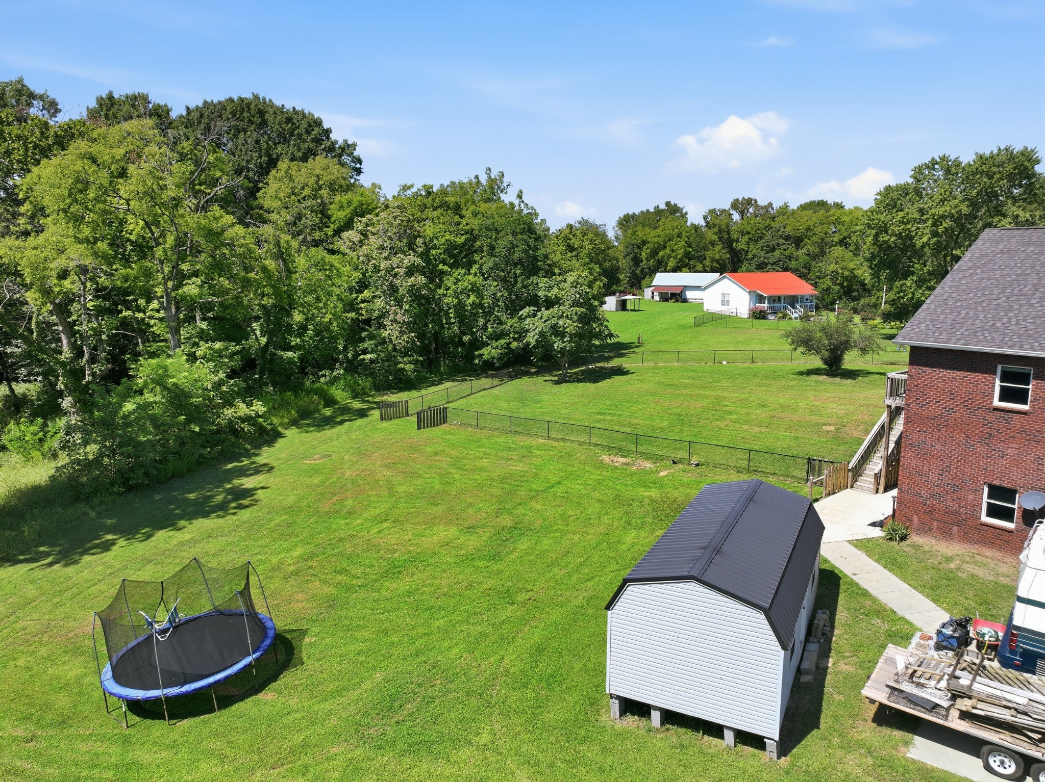 762 Waldron Rd