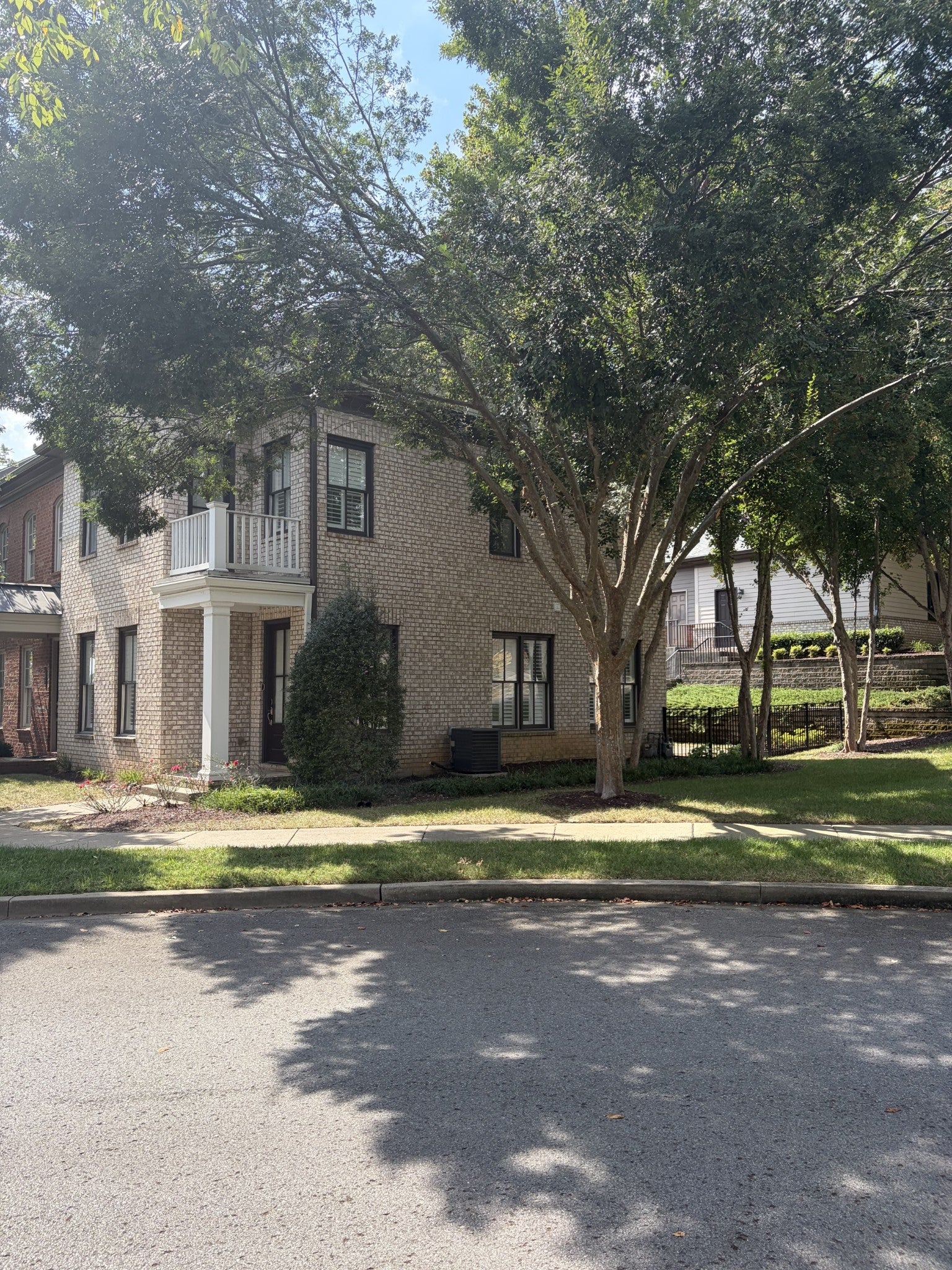 2.0-bed rental at 1401 Moher Blvd
