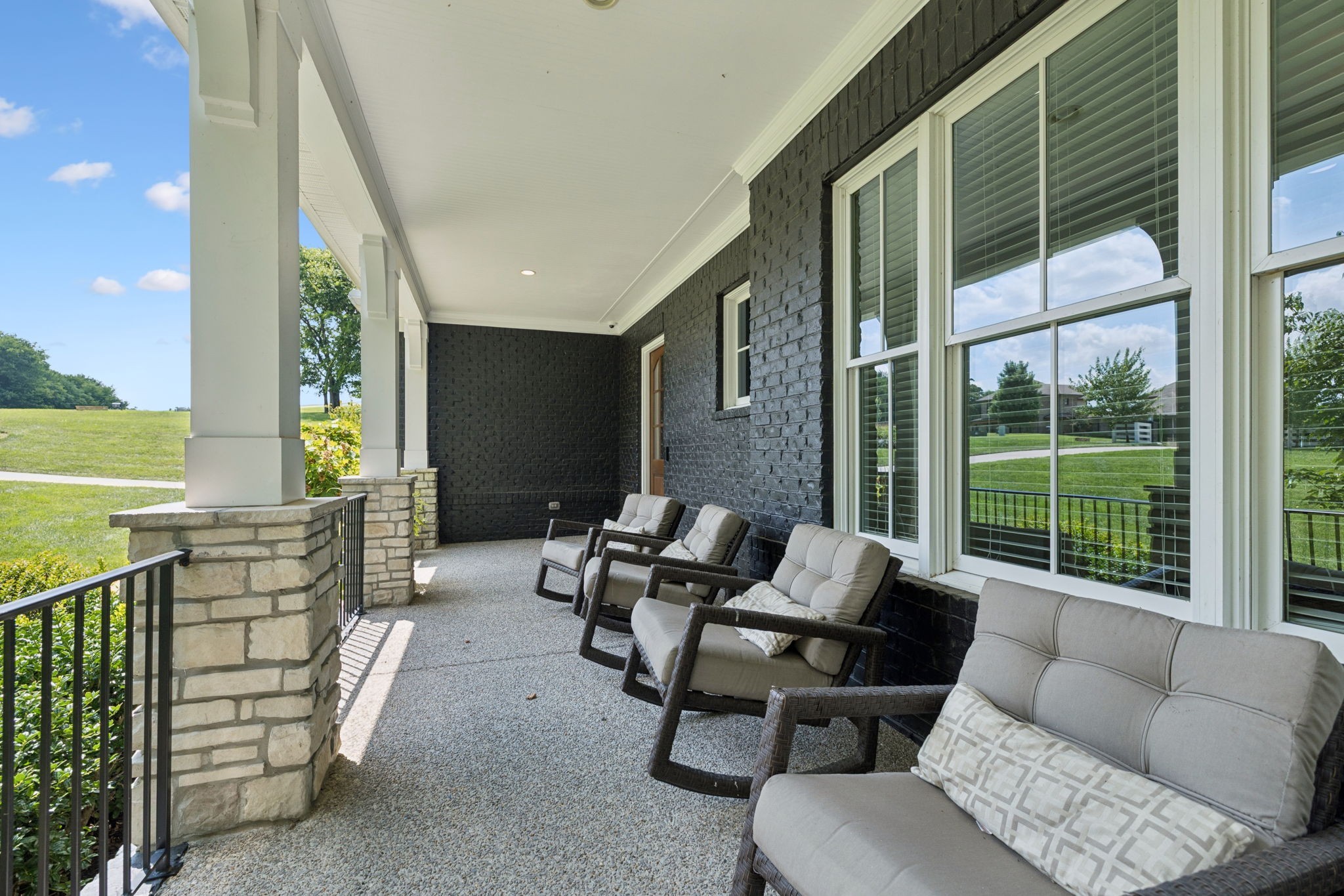 1201 Saddle Springs Dr