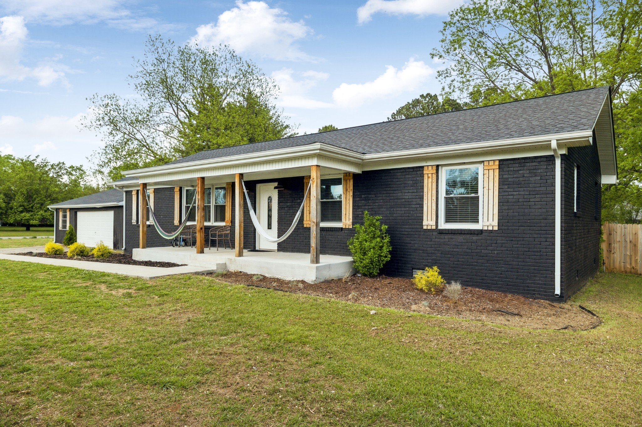 176 Morningside Dr