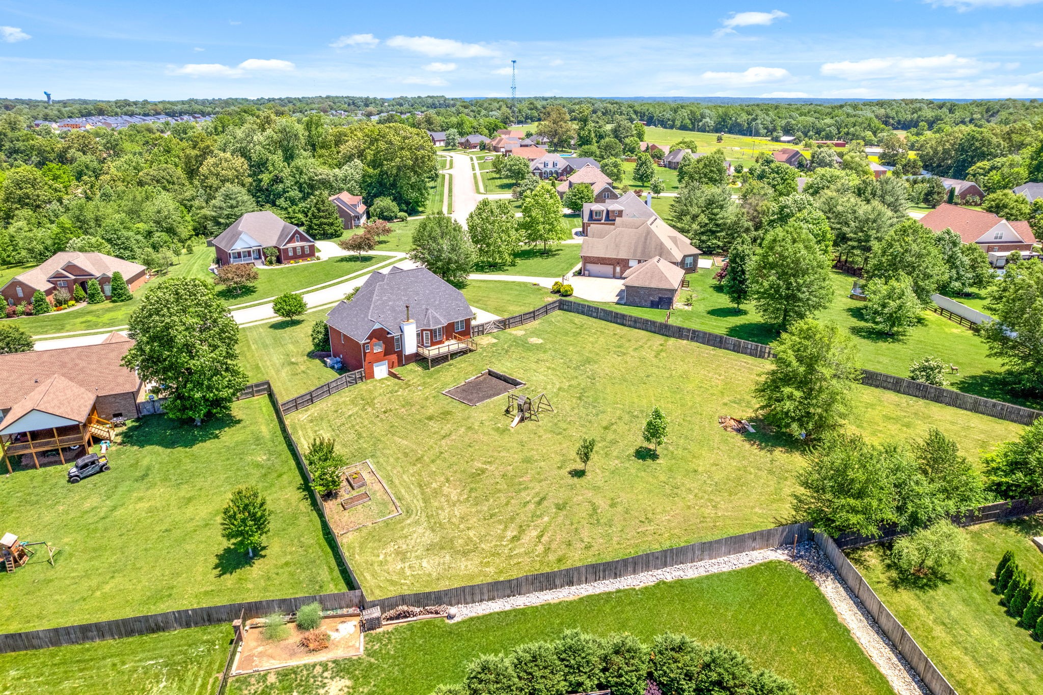 767 Dixie Ln