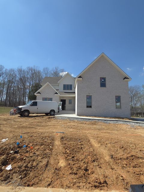 402 N Starwood Ct Clarksville TN 37042