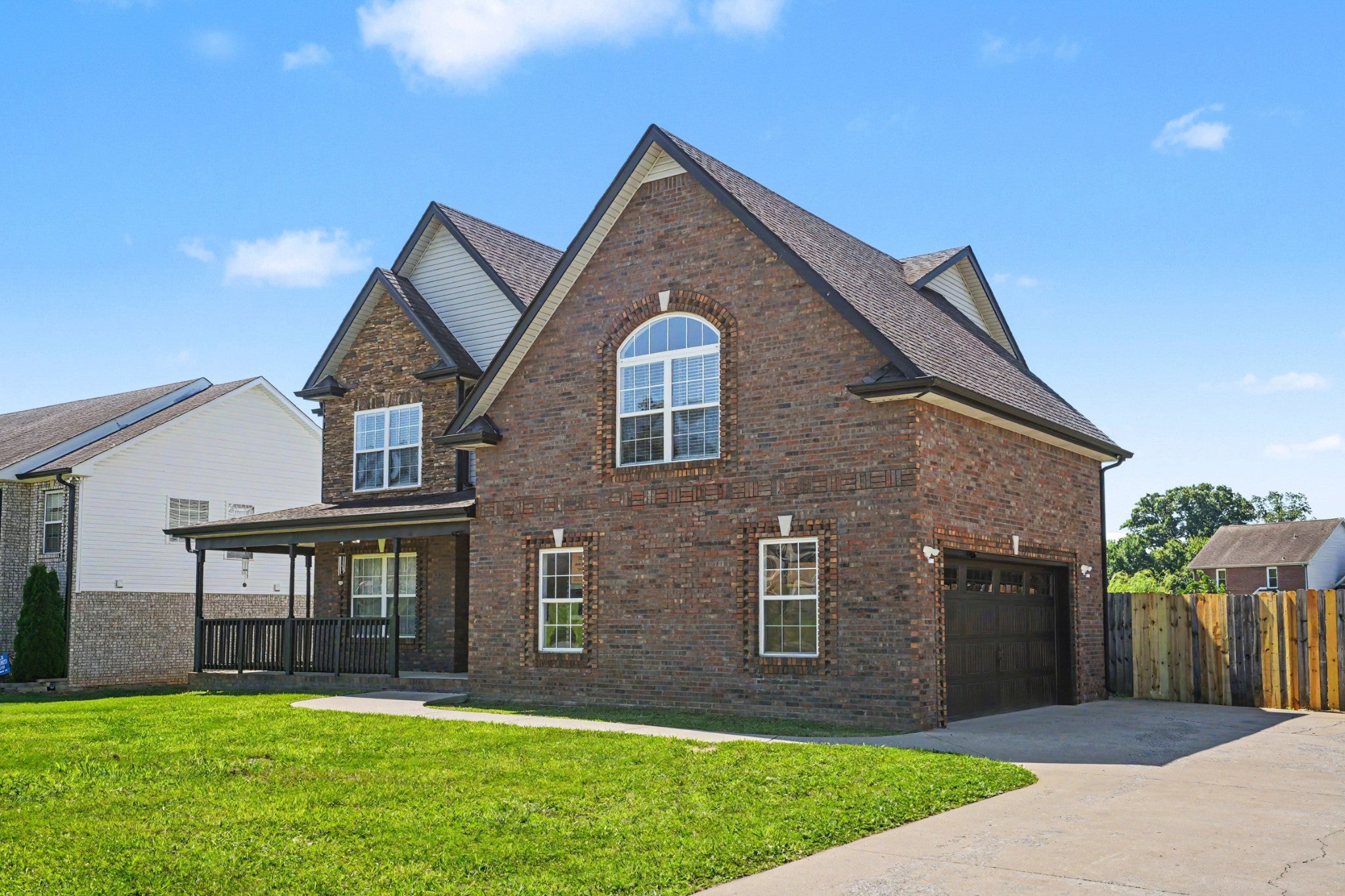1532 Hattie Ln