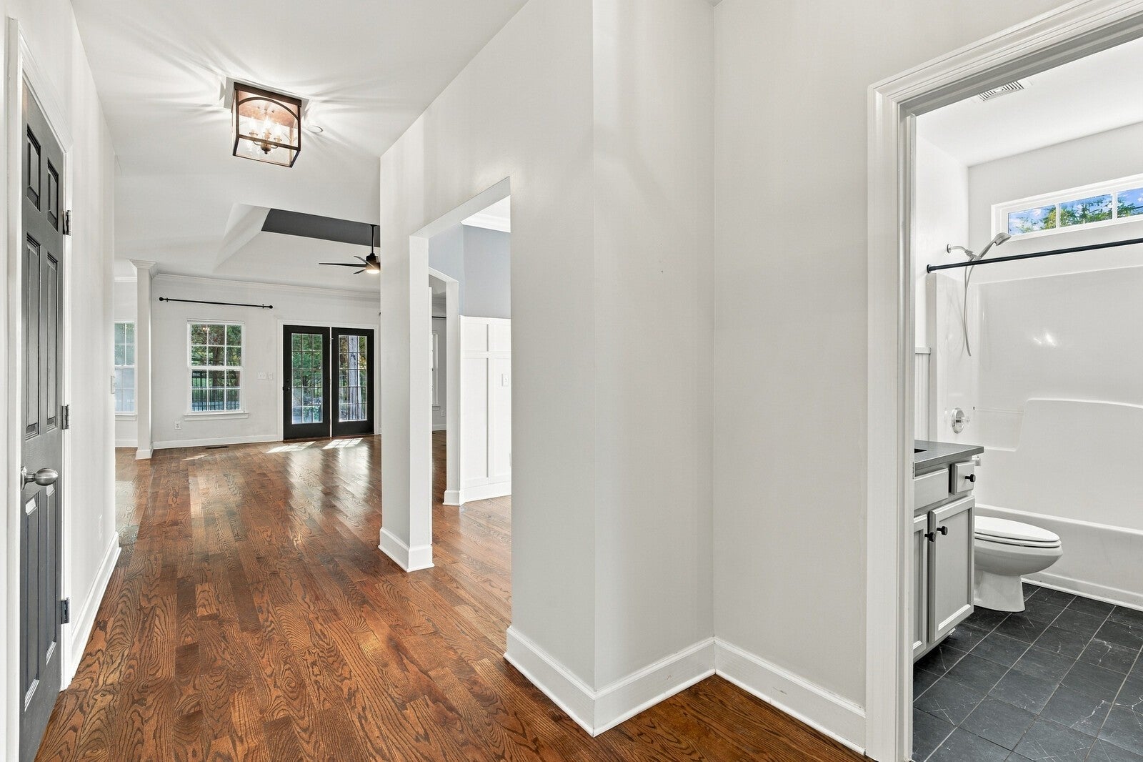 605 Nevins Pl