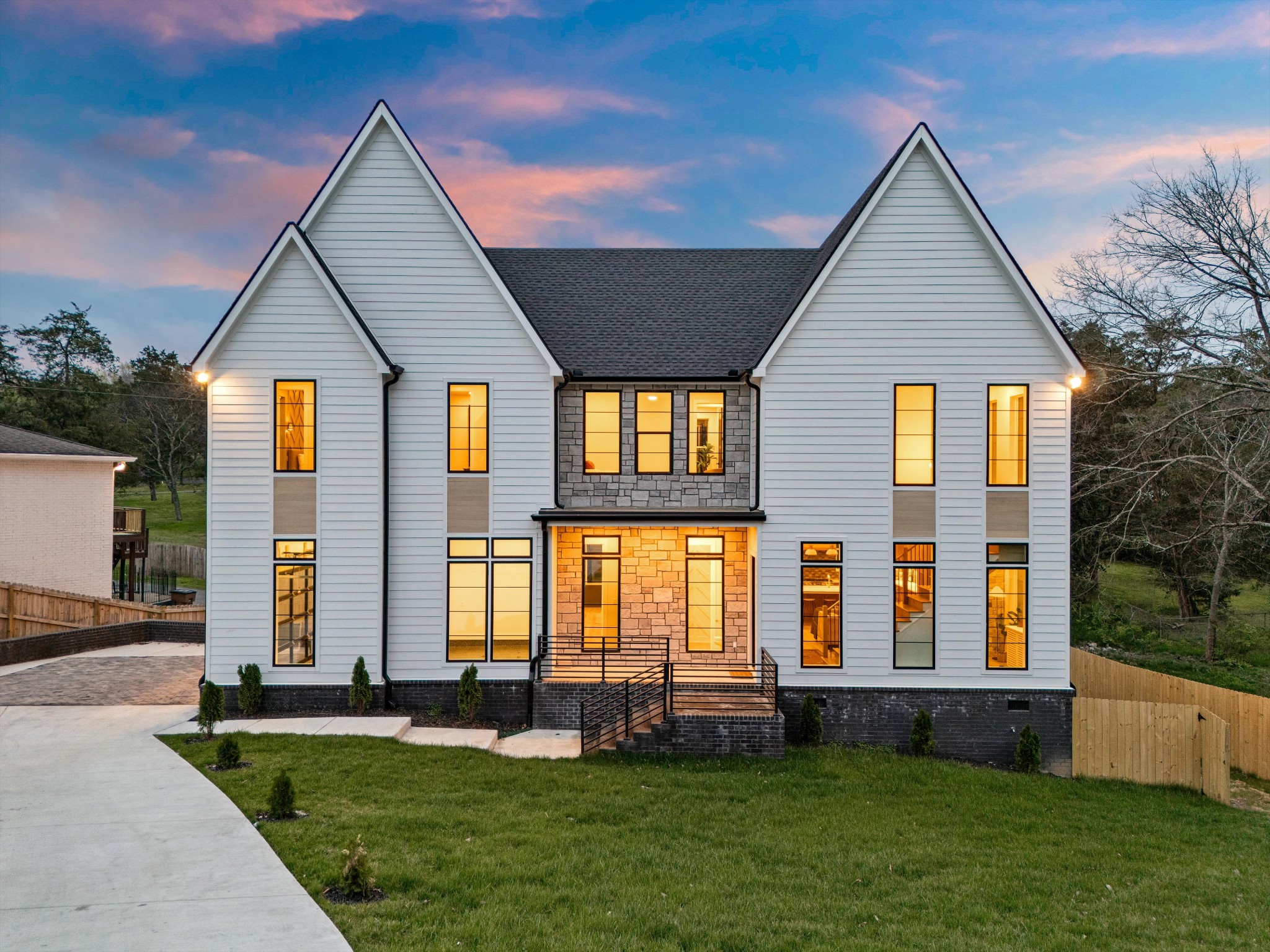 819 Davidson Dr