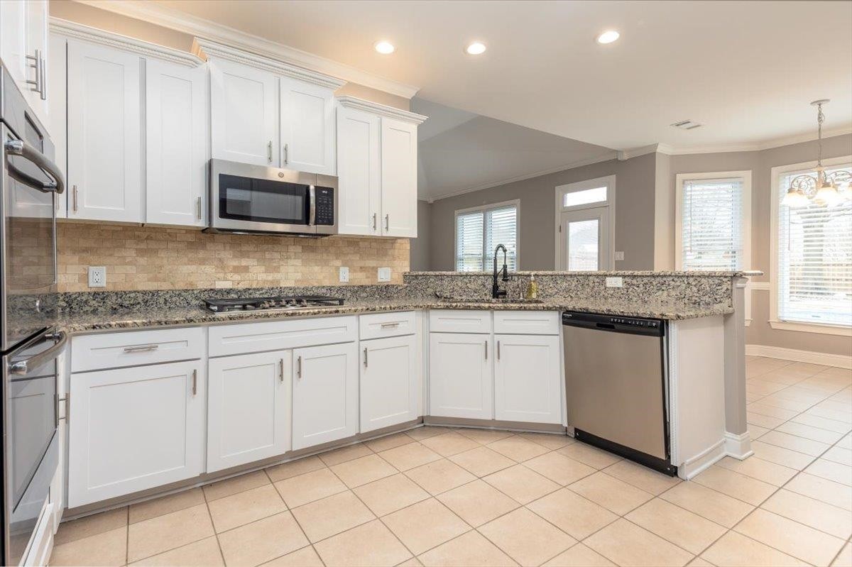 1376 HUNTERS MILL TRL