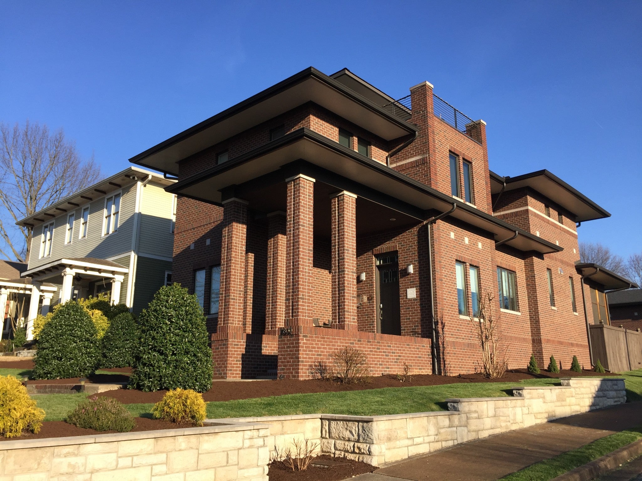 4.0-bed rental at 800 Fatherland St